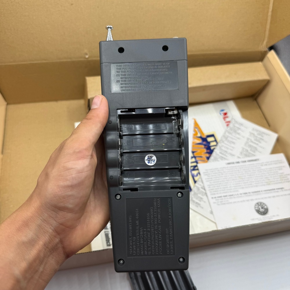 Lionel TrainMaster Command Set TMCC CAB-1 Remote and Base-1 Black O Gauge - Picture 3 of 9